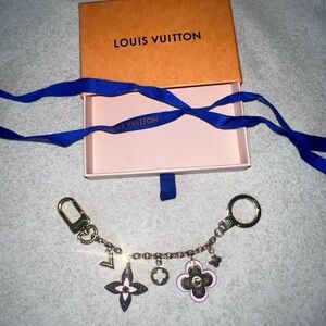 Pre-owned Louis Vuitton Blooming Flowers Chain Bag Charm